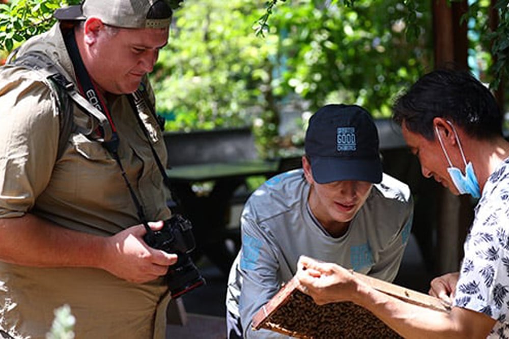 Global-Discovery-Expeditions-Volunteer