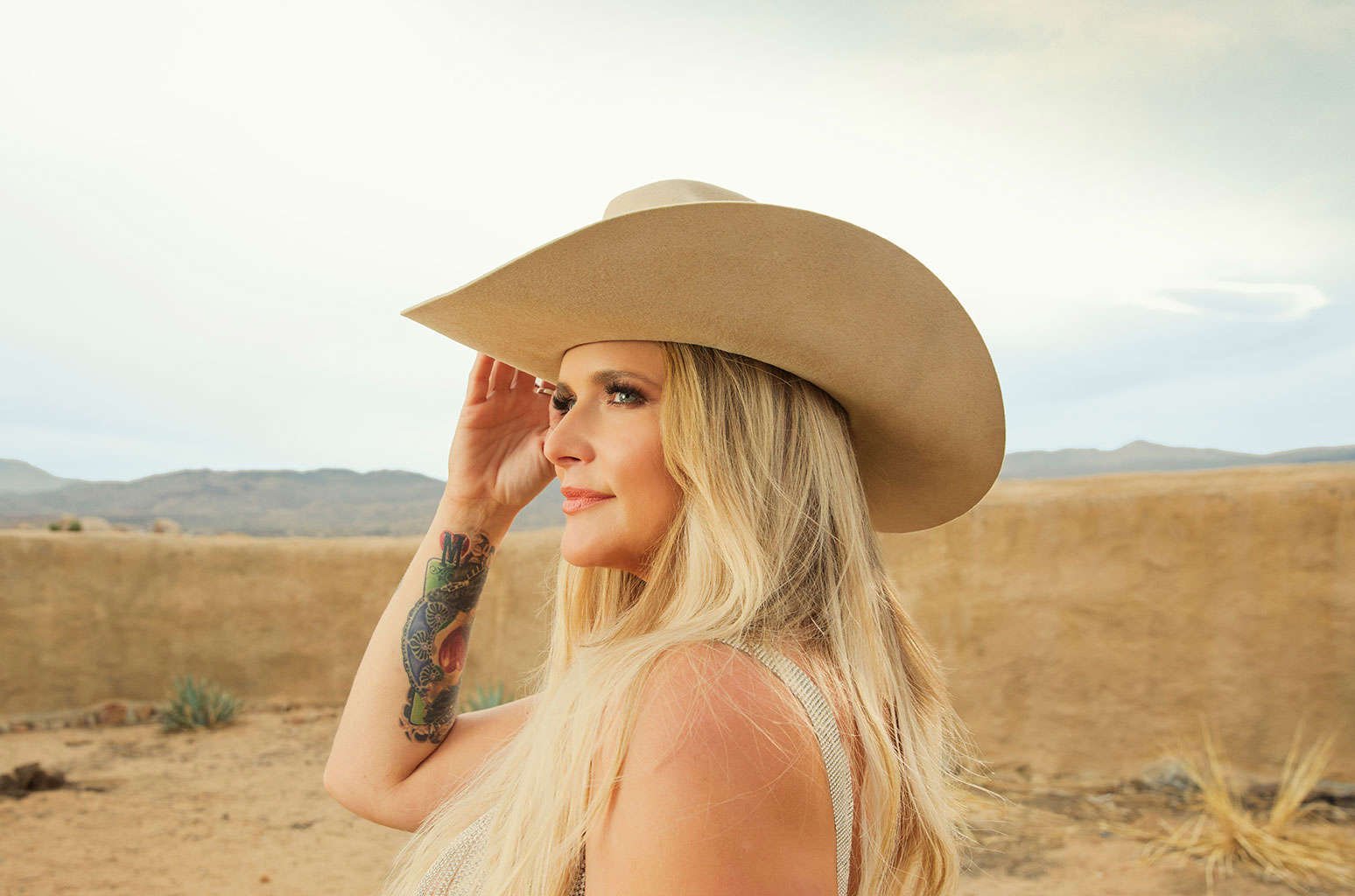 Miranda-lamberts-muttnation-foundation